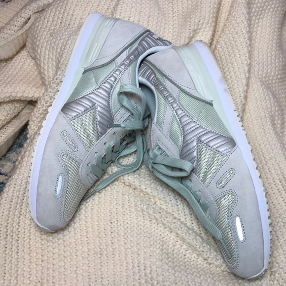 Diadora Ladies Sneakers - Picture 5 of 8